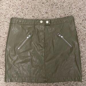 Shinestar faux leather olive skirt